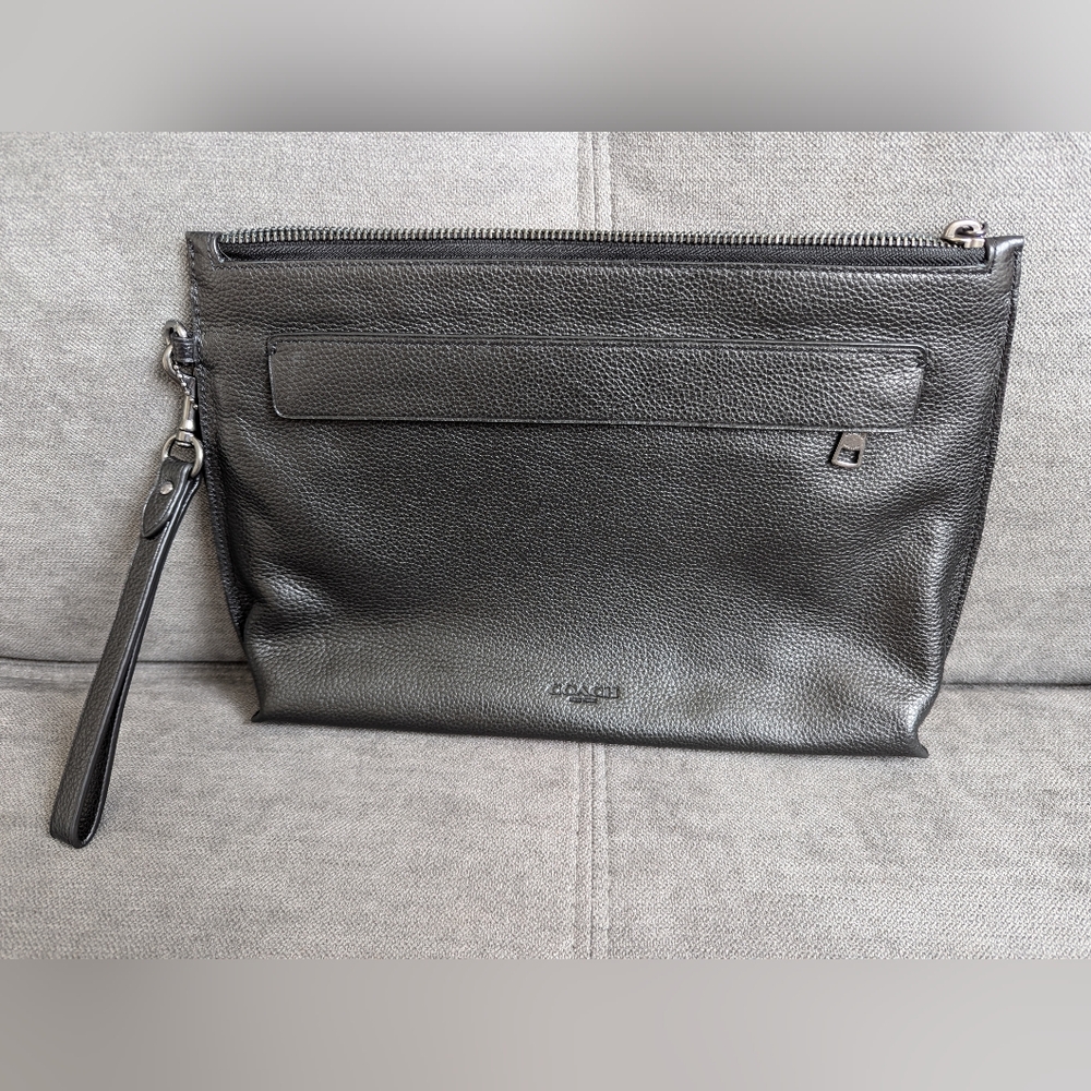 Coach Carryall Pouch
